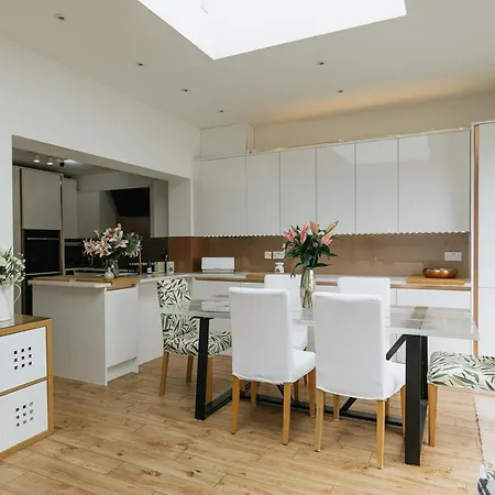 Swinton House - Beautiful 3 Bed House In Harrogate, North Yorkshire *