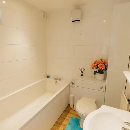 Swinton House - Beautiful 3 Bed House In Harrogate, North Yorkshire Holiday home Harrogate