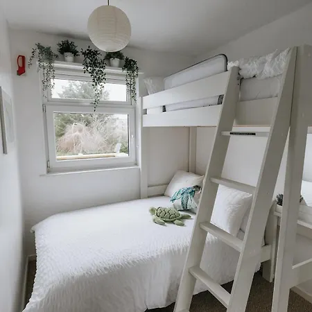 Дом отдыха Swinton House - Beautiful 3 Bed House In Harrogate, North Yorkshire Харрогейт